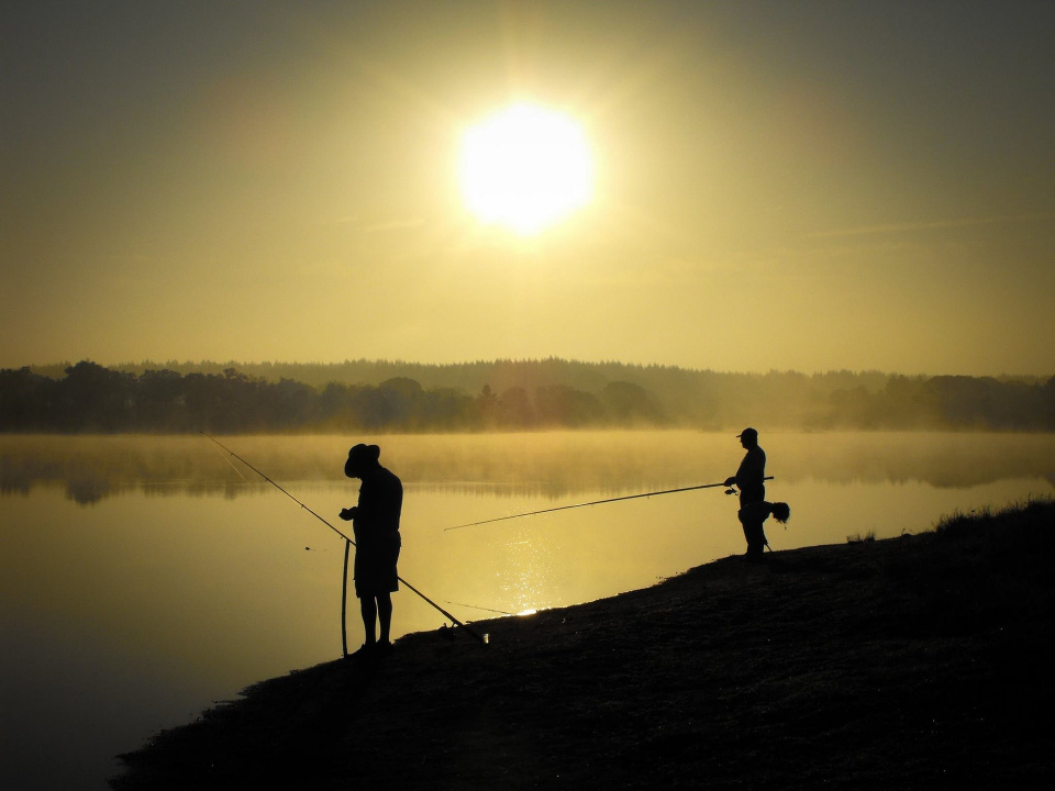 Как научиться рыбачить на спиннинг: советы и рекомендации