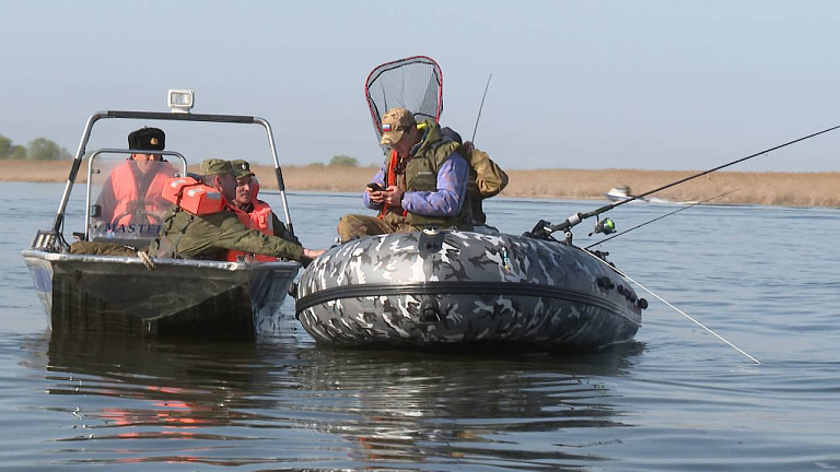 В Астраханской области штрафуют рыбаков-любителей