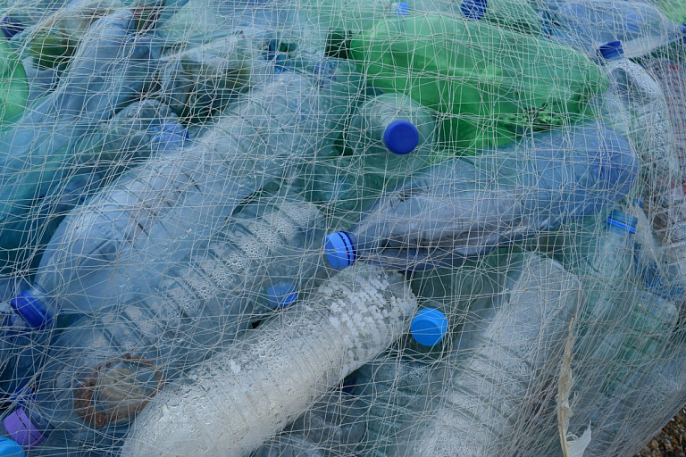 От мусора и брошенных сетей очистят 28 амурских водоемов