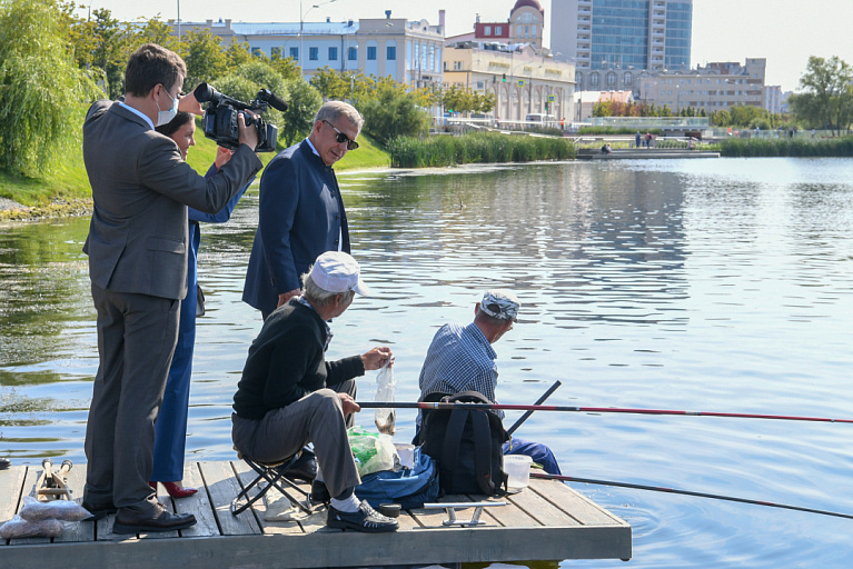Рыбаки на озере Кабан похвастались Президенту Татарстана уловом